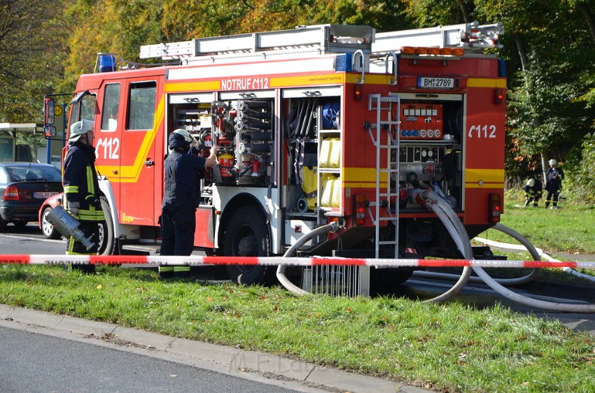 VU Tanklastzug umgestuerzt Huerth Industriestr P338.JPG